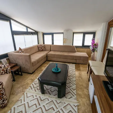 White Angel House ウルギュップ