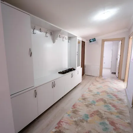 White Angel House ウルギュップ